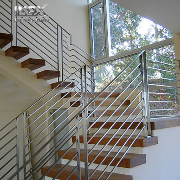 CẦU THANG INOX 04